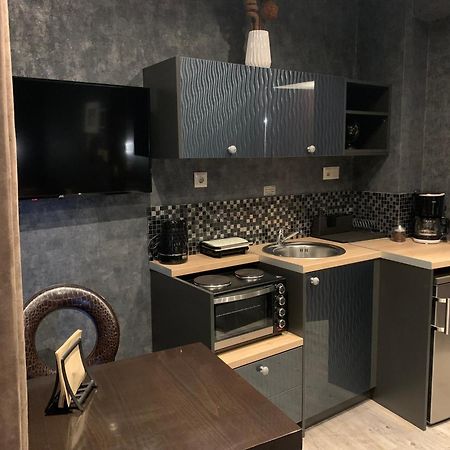 אתונה Margarita'S Suites מראה חיצוני תמונה