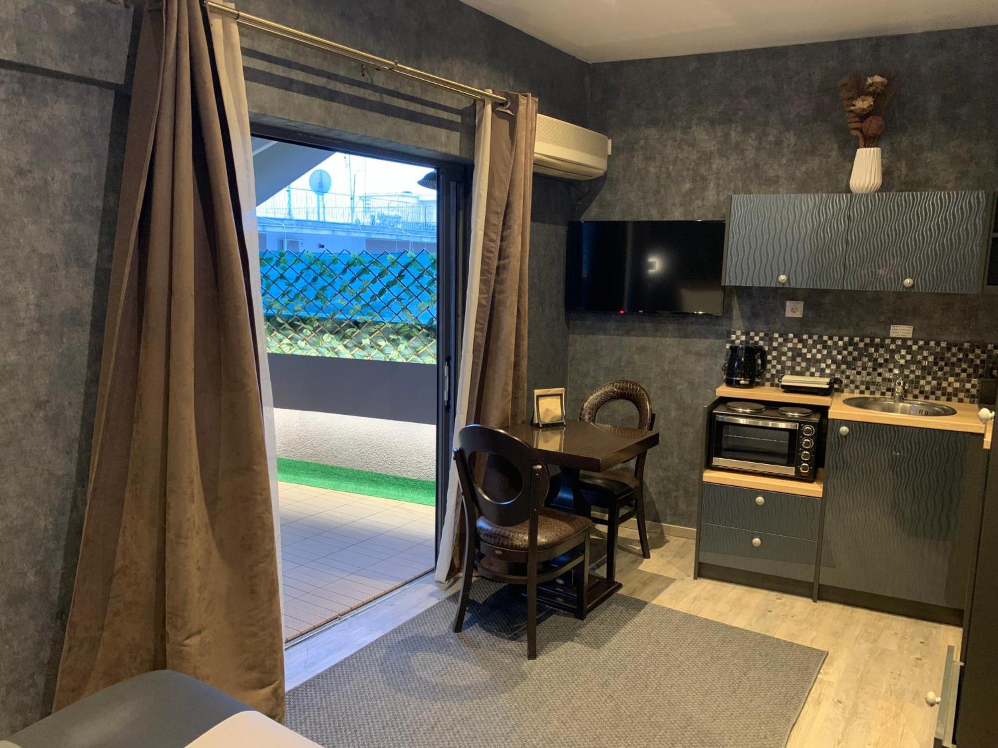 אתונה Margarita'S Suites מראה חיצוני תמונה